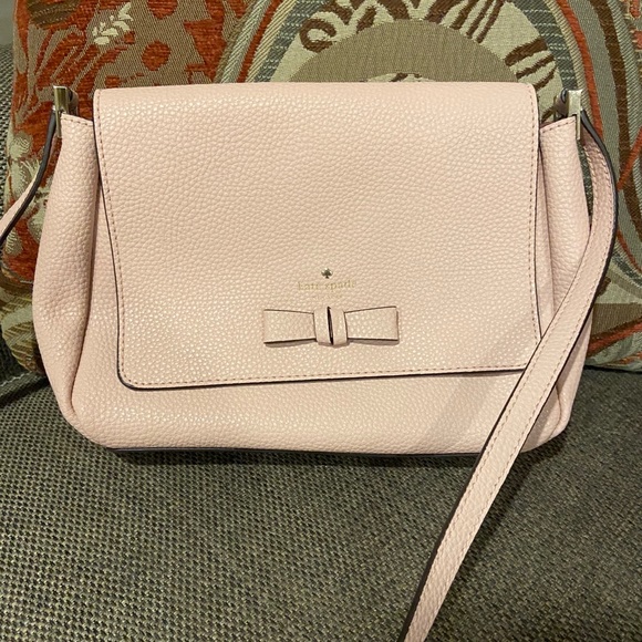 kate spade Handbags - Kate Spade Light Pink Purse
